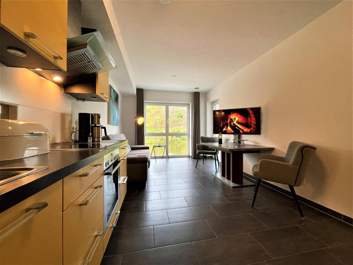 Moselpromenade Villa Moselufer, Panorama & Burg Cochem Blick, Netflix, Balkon ภายนอก รูปภาพ